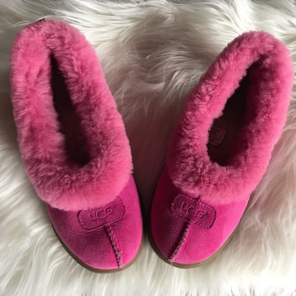pink slip on uggs